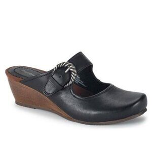 WOMEN'S BARETRAPS LUNA MARY JANE MULE